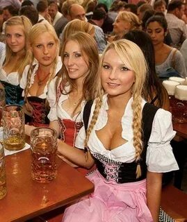Pin by David Byrd on hot girl Oktoberfest woman, German beer girl, Beer gir...