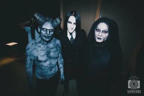 MIW_BreakingCycle_BTS-224. Motionless In White