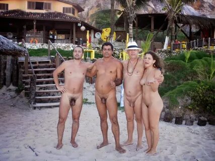 praias de nudismo : Abril 2014