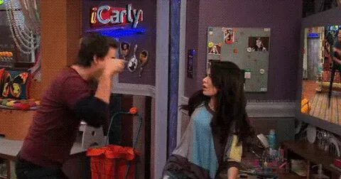 iCarly: or, Rather iSparly, the Show I Watch - Part II: Seas