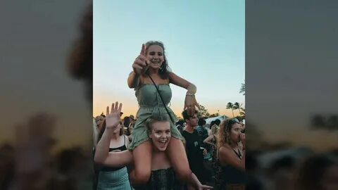 Shoulder rides ,girl on girl,10 - YouTube