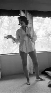 Paula Prentiss Feet (25 photos) - celebrity-feet.com