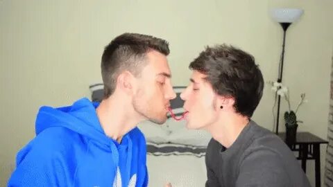 Top 30 Gay Boyfriends Kissing GIFs Rechercher le meilleur GI