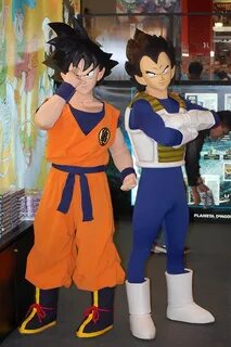 Goky y Vegeta Disfraz de goku, Disfraz lego, Piñata de goku