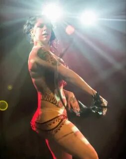 Dannie American pickers, Danielle colby, Burlesque costumes