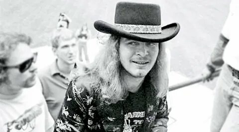 Ronnie Van Zant Reveals The Surprising Place He Was When He 