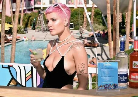 60 Sexy and Hot Halsey Pictures - Bikini, Ass, Boobs - Top S
