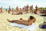 Европа отдыхает нудисткий пляж голые мужики (61 фото) - порн