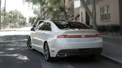 2016 Lincoln MKZ Image. Photo 25 of 38