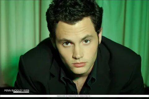 Penn Badgley Pictures