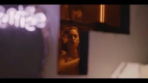 Melisa Senolsun Shower Scene Bullet Time Atiye Netflix pt