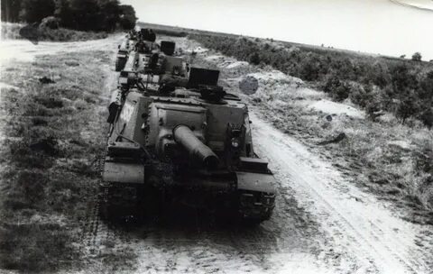 Soviet use of ISU-152 assault guns during the CMCW timeframe