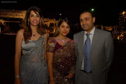 Latika Khaneja with Arti and Virender Sehwag at Reema Sen we
