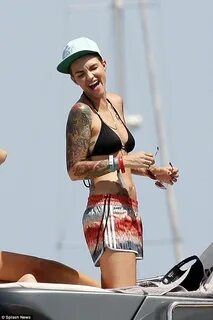 #OITNB star #RubyRose shows off tats in Ibiza as she denies 