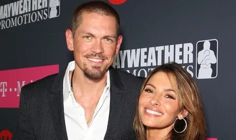 Sarah Shahi Likes to Use a Strap-On on Husband Steve Howey S