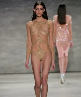 Nude York Fashion Week: Models leave very little to the imag