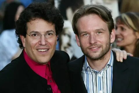 Dallas Roberts Gay