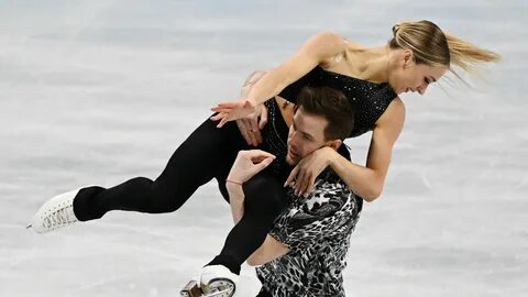 Team USA & Team Russia Skaters Narrowly Avoid A Collision At