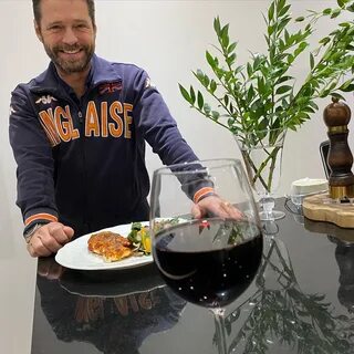 Jason Priestley es un apasionado de la cocina (Foto: Instagram) .