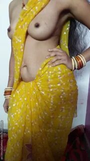 Nude boobs saree photo