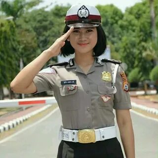 Female Police Officers, Army Police, Police Uniforms, Girls Uniforms, Milit...