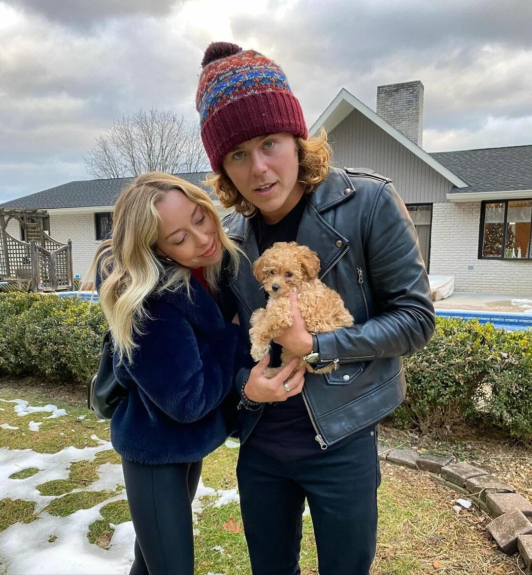 Skyler Shaye Ð² Instagram: "welcome to the family @ourdogbubbles â�¤"...