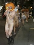 Gorgeous Guys: Boulder naked pumpkin run