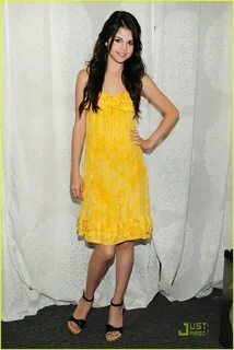 Selena Gomez: Hello Yellow!: Photo 1307701 Pictures Just Jar