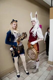 Alice In Wonderland Halloween Costumes You'll Go Mad For - M