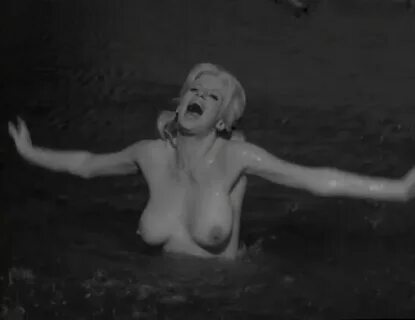 Lorna Maitland nackt ✔ Gillian Anderson Naked Photos (10 pic