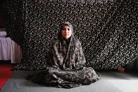 Portraits of Afghani Women Imprisoned for "Moral" Crimes