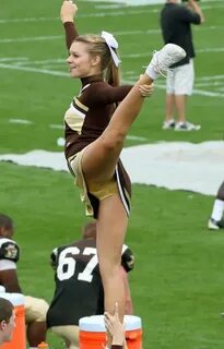 Pin on Cheerleaders