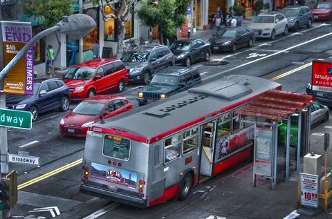 File:Muni route 19 bus at Polk and Broadway, July 2015.png -