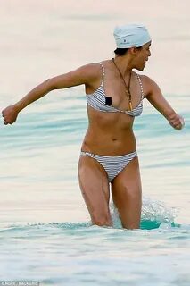 Michelle Rodriguez suffers accidental nip slip in Mexico