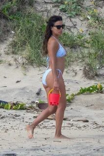 Index of /wp-content/uploads/photos/eva-longoria/wearing-a-l