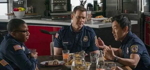 911 служба спасения (2018-.) - Фото и кадры из сериала - Фил