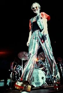 Existential Carousel Glam rock, Disco costume, Elton john