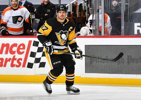 Sidney Crosby Scores Career Goal Number 500, Naturally Again