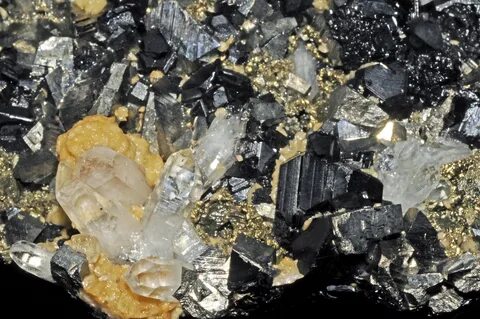 File:Sphalérite, galène, quartz, pyrite, calcite (Mexique) 1
