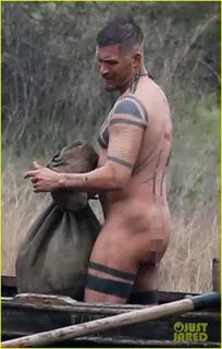 Exclusive. Tom Hardy Gets Naked On The Set Of 'Taboo' ***NO 