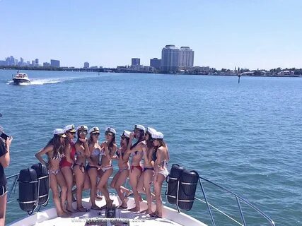 Miami Bachelorette Party on a Private yacht charter. #MiamiB