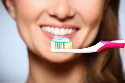 Вред фтора в зубной пасте. чем ты чистишь зубы?