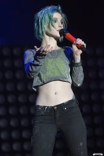 Image of Hayley Williams