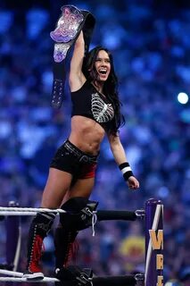 April Mendez (AJ Lee) - WrestleMania XXX - April 2014 * Cele