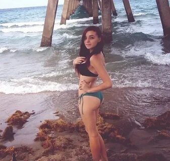 Maisie Williams Nude Leaks, Topless Pics & Naughty Videos! -