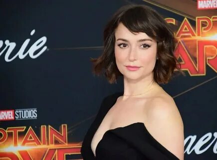 Milana Vayntrub Actress Age Biography Wiki Height Weight - M