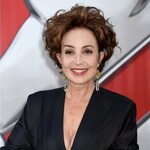 Finding Meemaw: Annie Potts Joins Cast Of 'Young Sheldon' As