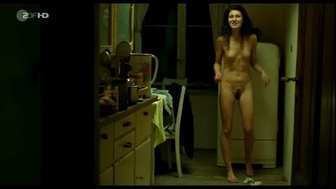 Nie Opuszczaj Mnie nude pics 