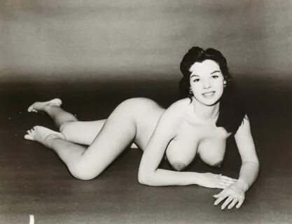 Голые девушки 30 годов - 66 красивых секс фото