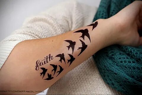 Женская тату с птицей на руке 11.12.2020 № 037 -tattoo on ha